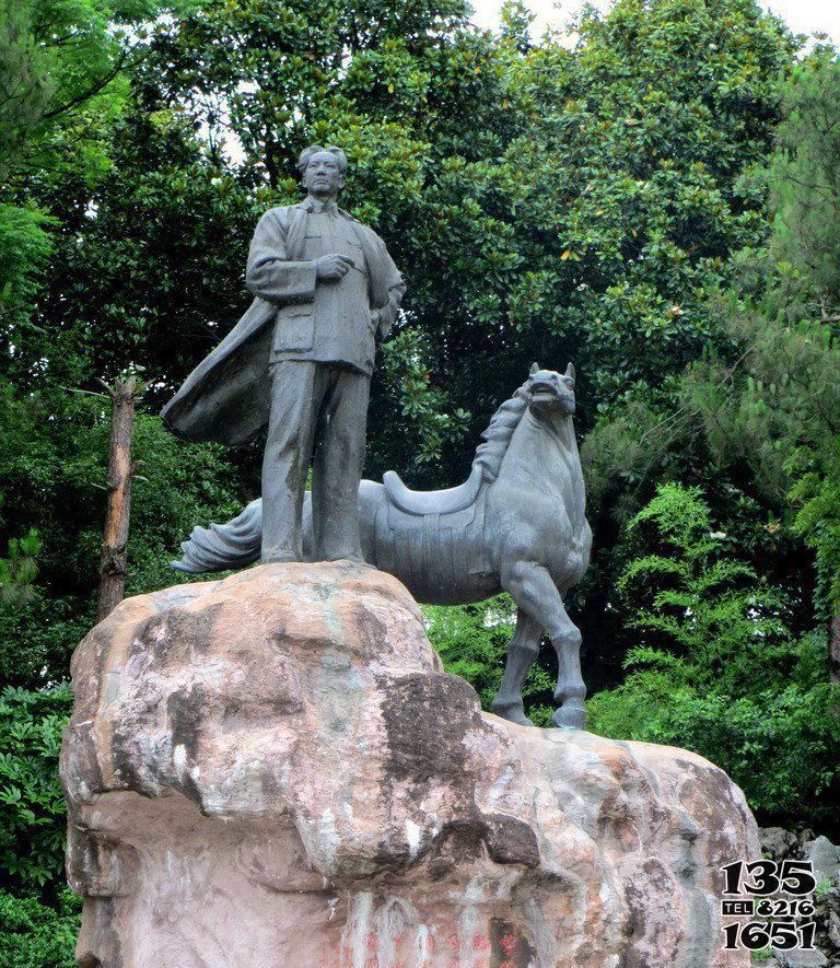 毛澤東雕塑-公園毛主席和馬景觀銅雕毛澤東雕塑高清圖片