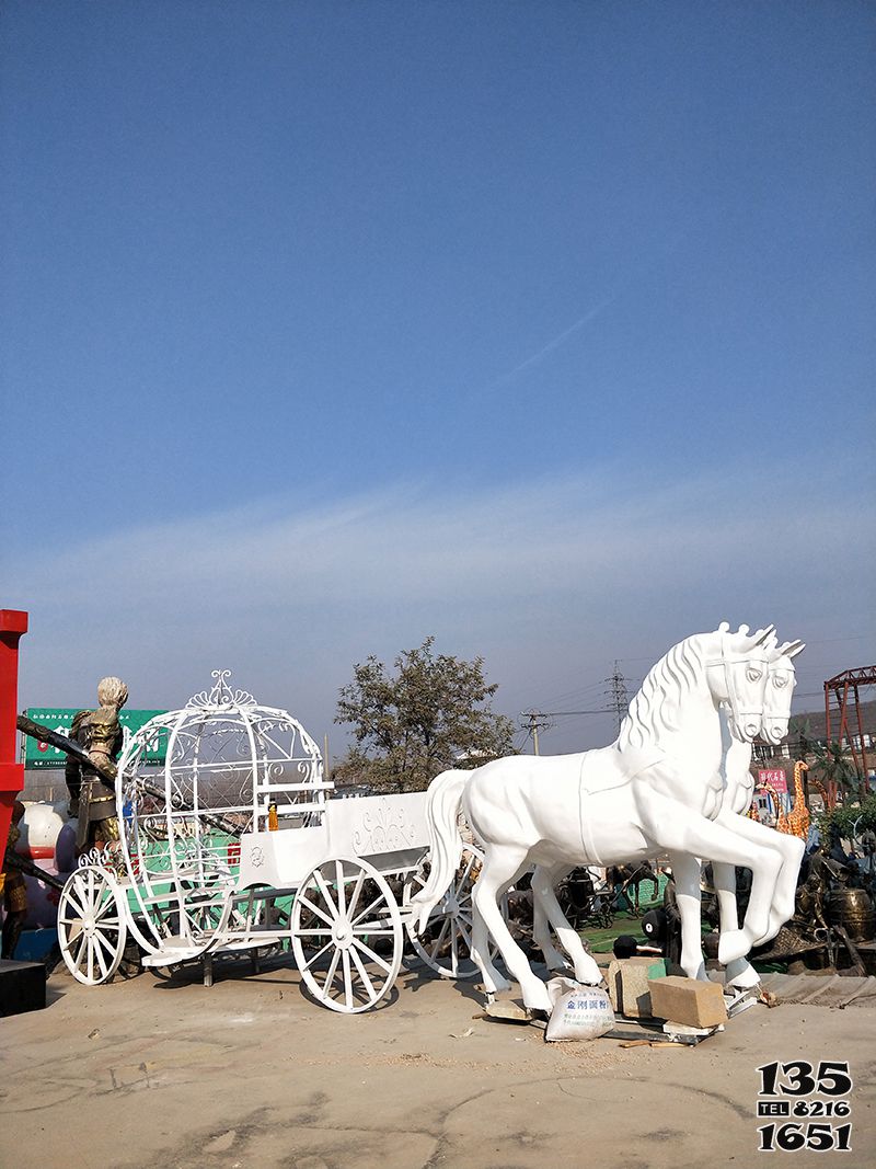 馬車雕塑-文化廣場擺放大理石創意馬車石雕高清圖片