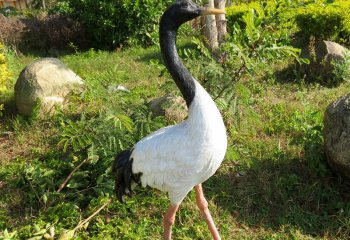 仙鶴雕塑-戶外玻璃鋼彩繪仿真動(dòng)物公園景觀仙鶴雕塑