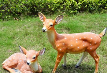 鹿雕塑-公園草坪創(chuàng)意玻璃鋼彩繪仿真動(dòng)物鹿雕塑