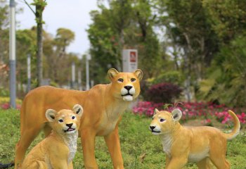 獅子雕塑-公園創意玻璃鋼彩繪獅子雕塑