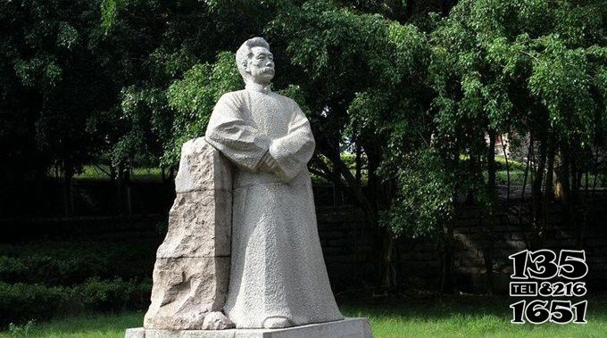 魯迅雕塑-公園廣場(chǎng)大理石石雕近代名人魯迅雕塑高清圖片