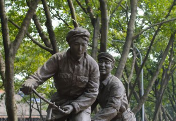 自行車雕塑-公園學騎自行車的人物銅雕