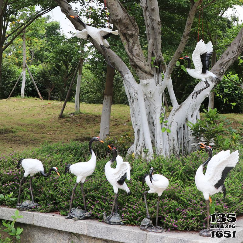 鶴雕塑-公園創意仿真動物景觀鶴雕塑高清圖片