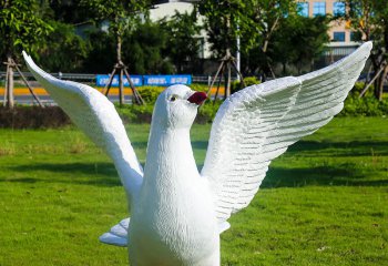 鴿子雕塑-公園草坪創意玻璃鋼鴿子雕塑