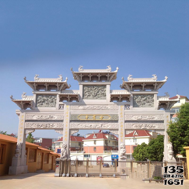 牌坊雕塑-佛教寺院仿古建筑樓門石雕牌樓高清圖片