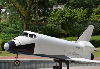 飛機(jī)雕塑-玻璃鋼仿真大型公園戶外飛機(jī)雕塑