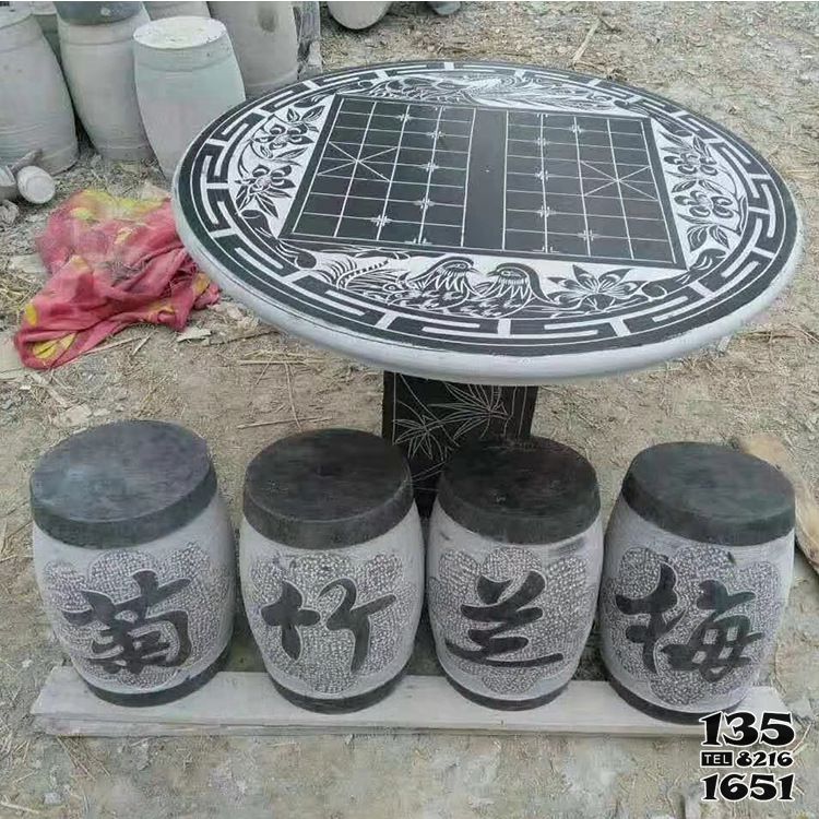 桌椅雕塑-梅蘭竹菊象棋石桌凳高清圖片