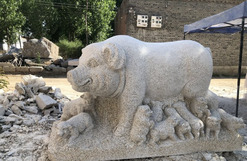 公園大理石母子豬石雕-石雕母子豬公園大理石動物雕塑高清圖片